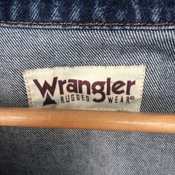 Wrangler Rugged Wear Men’s Jean Jacket - Picture 3 of 6